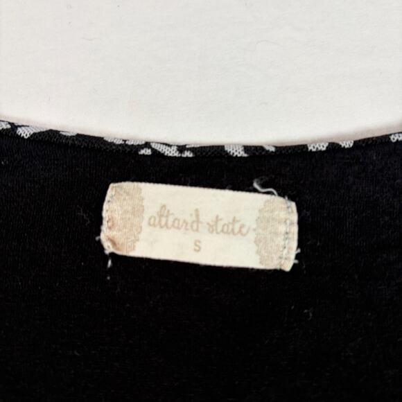 altar'd state womens black white animal print long sleeve crop top. Size S - Picture 3 of 8